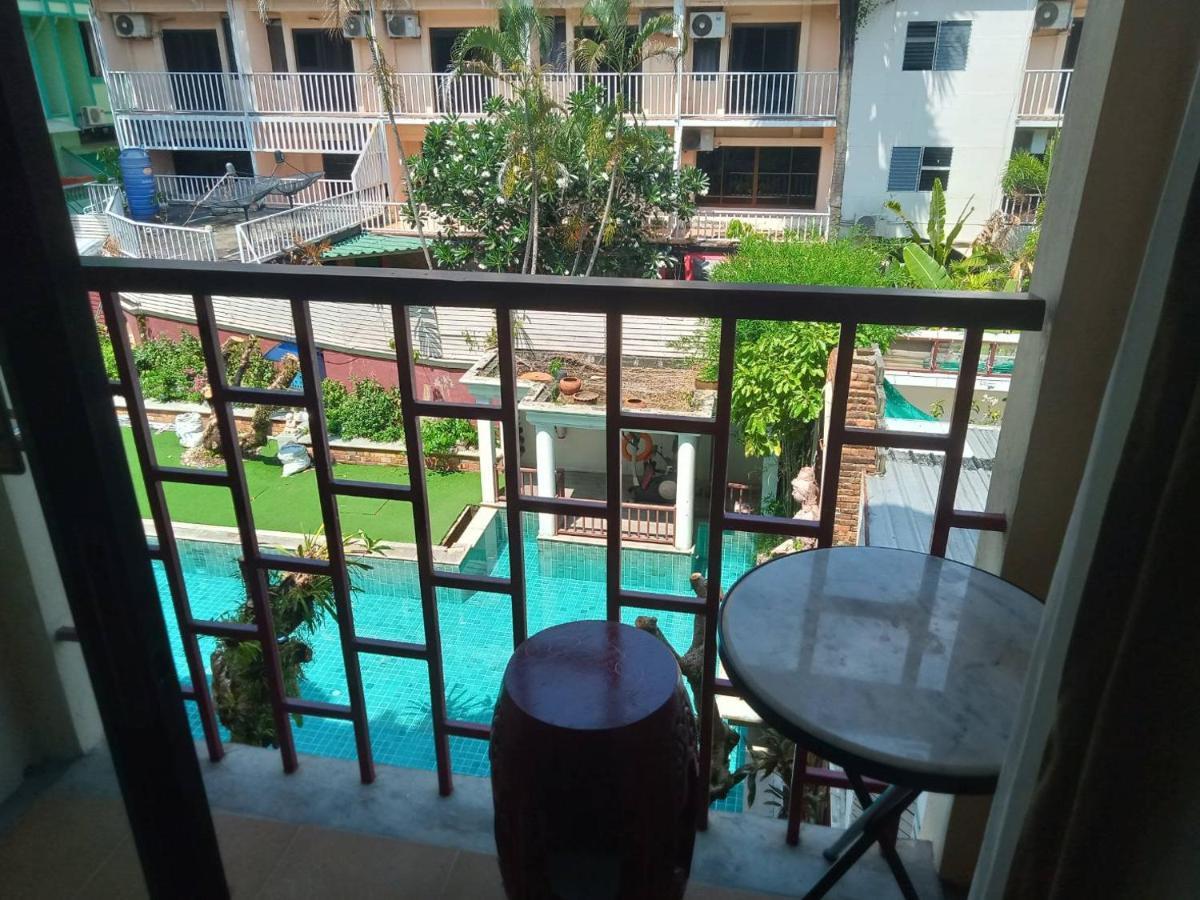 The Top Patong Resort エクステリア 写真