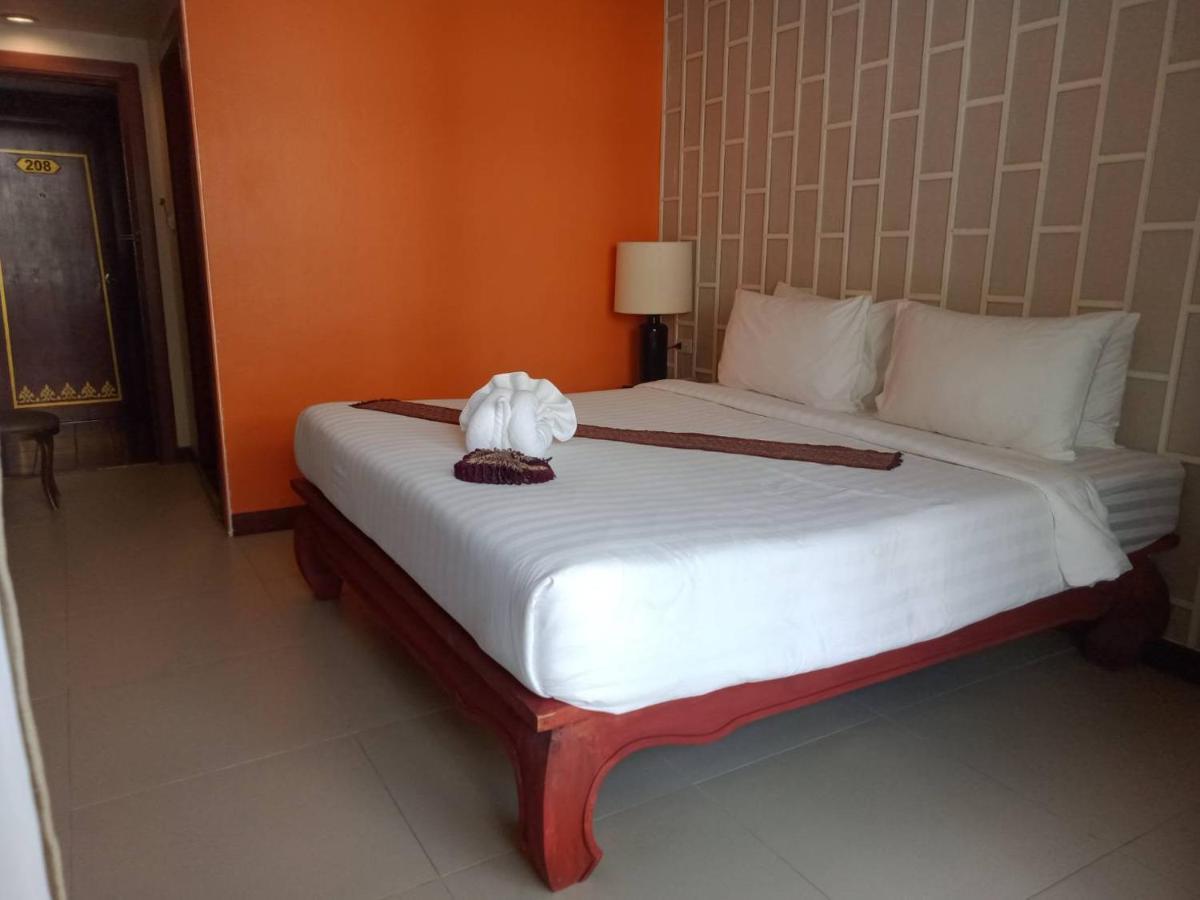 The Top Patong Resort エクステリア 写真