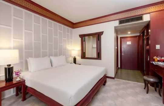 The Top Patong Resort エクステリア 写真